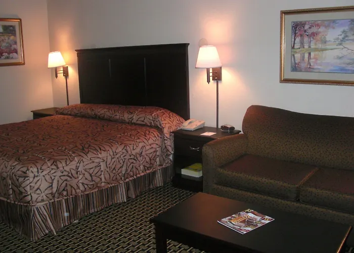 Days Inn By Wyndham Norman